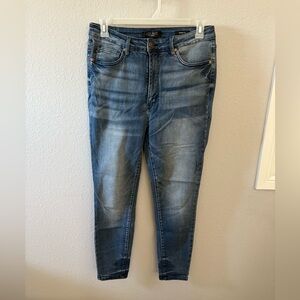 Judy Blue Women's Classic Blue Skinny Jeans